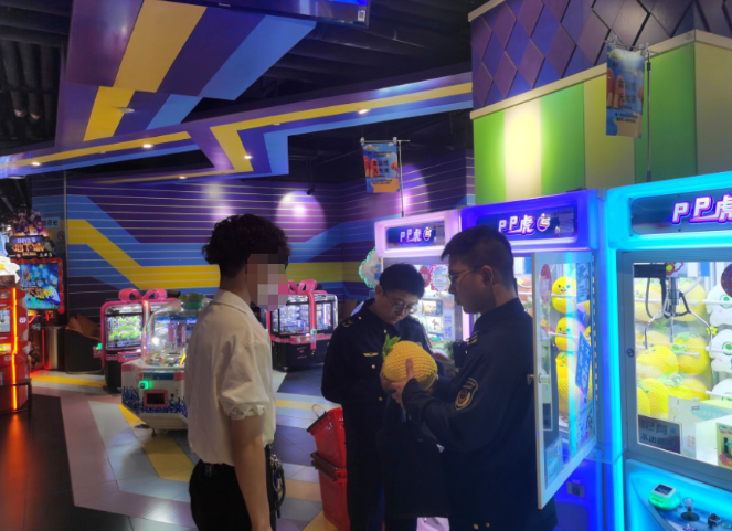 “娃娃机”玩偶质量参差不齐？上海市市场监管局开展专项监督抽查(图1)