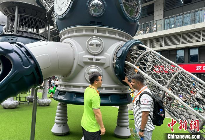 外商走进浙江永嘉：教玩具中窥见“中国制造”魅力(图1)